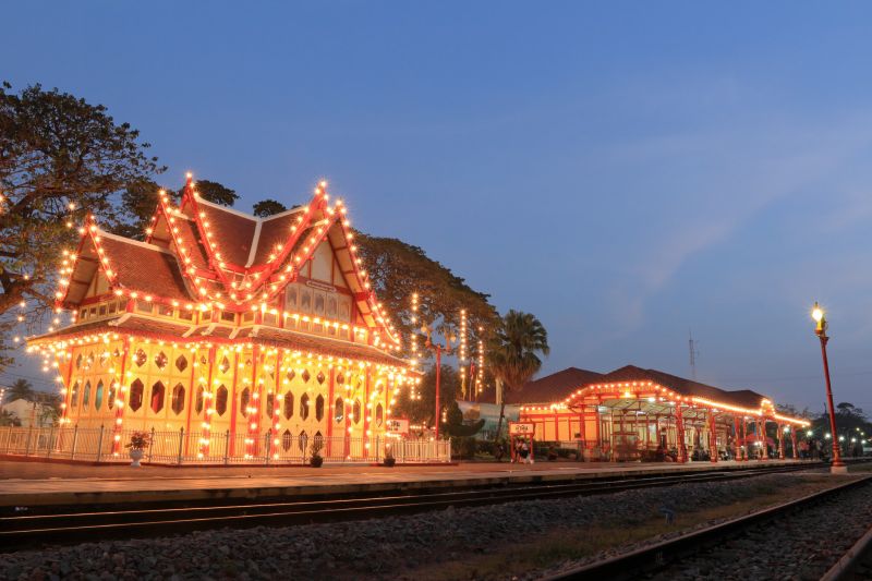 Commercial Holiday Light Installations